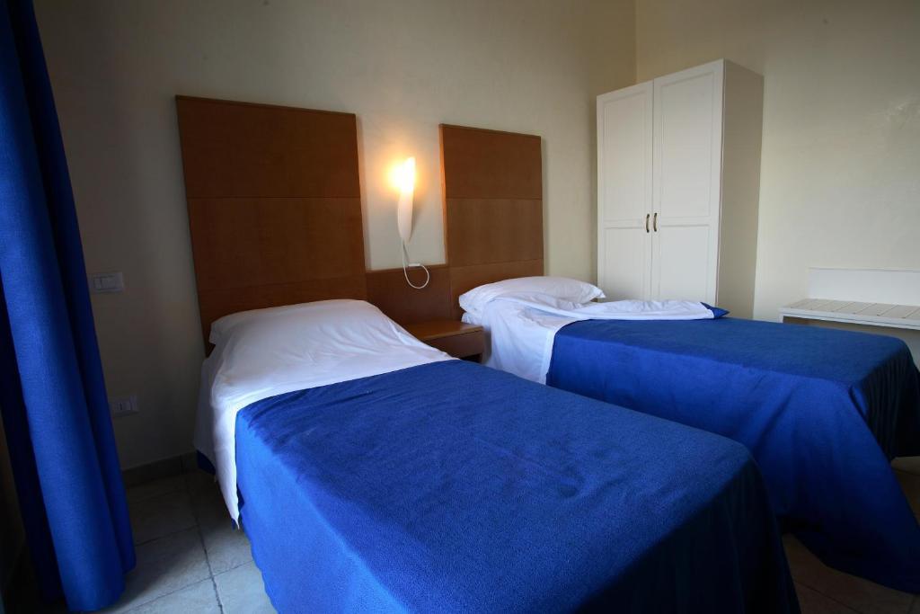 Hotel Resort Portoselvaggio Sant Isidoro  Pokój zdjęcie